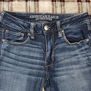 American Eagle Super Streatch Short Skinny Jeans